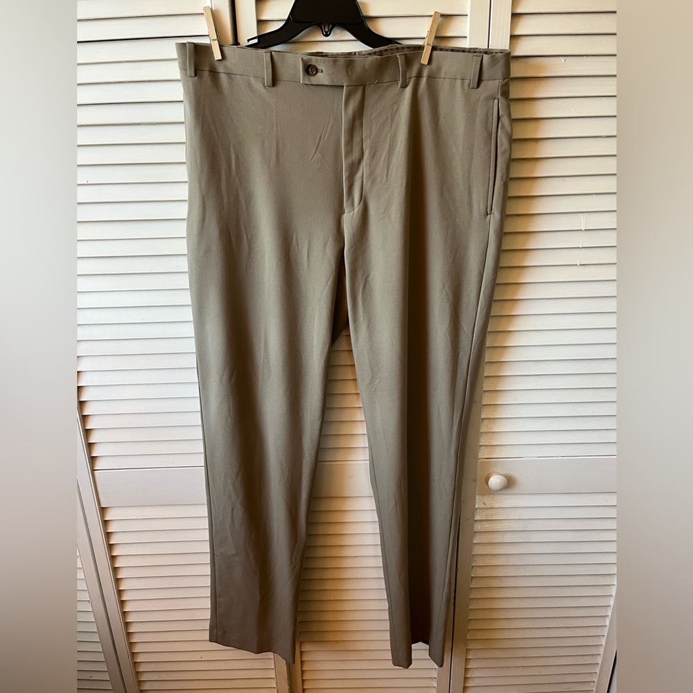 Men's Classic-Fit Ultraflex Stretch Flat-Front Dress Pants